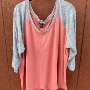 Crew neck Raglan 3/4 sleeve